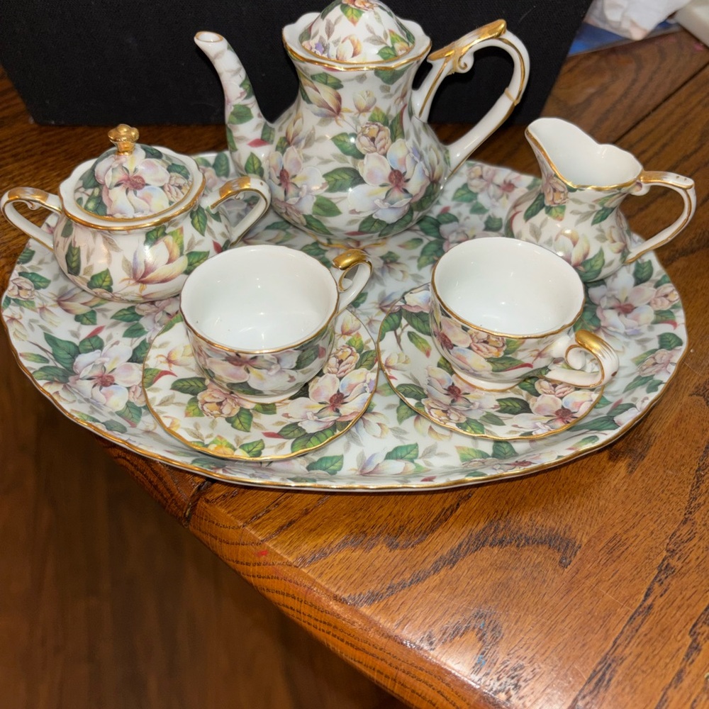 Floral Tea Set with Gold Accents